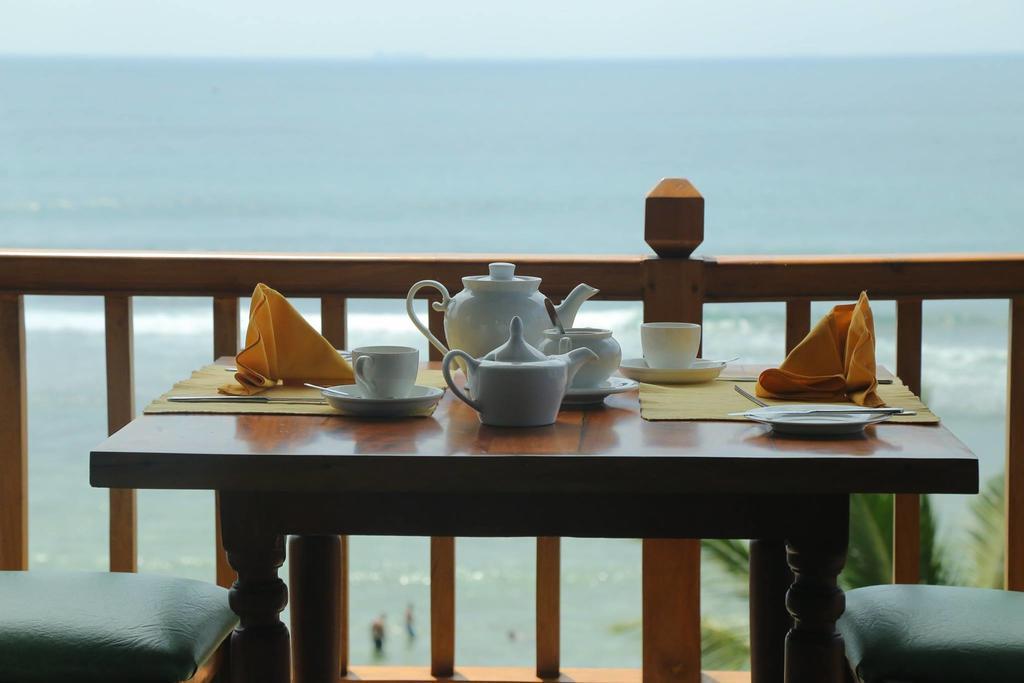 Sanmira Renaissance Hotel Unawatuna Ngoại thất bức ảnh