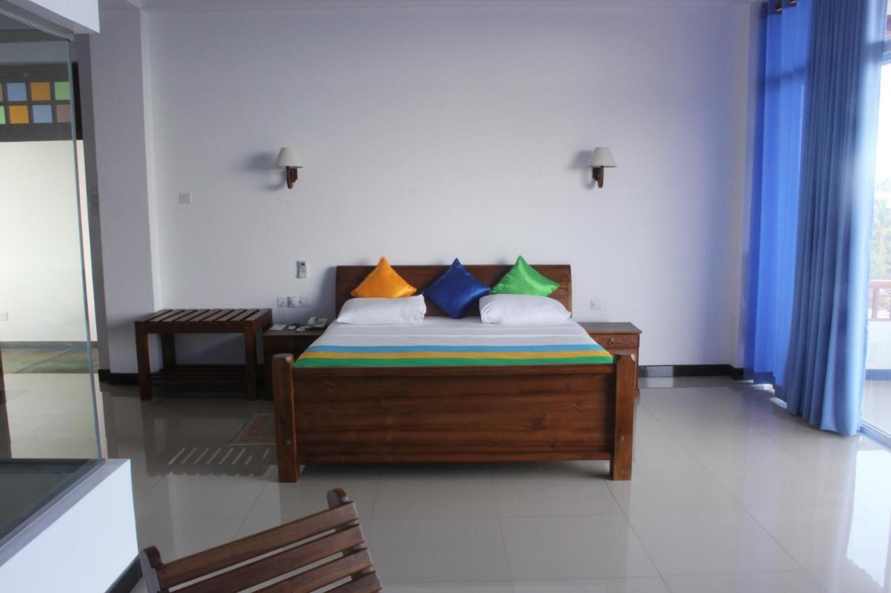 Sanmira Renaissance Hotel Unawatuna Phòng bức ảnh